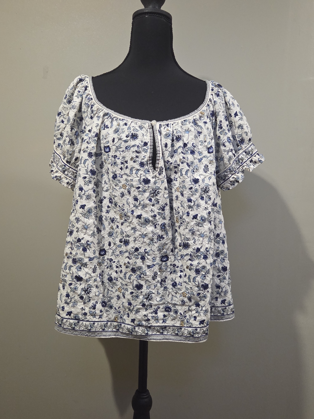 Max Studio White Tunic with Blue Floral Print